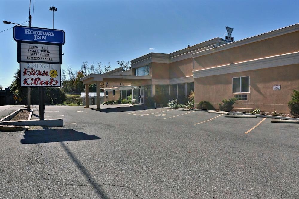 Rodeway Inn Bedford Extérieur photo