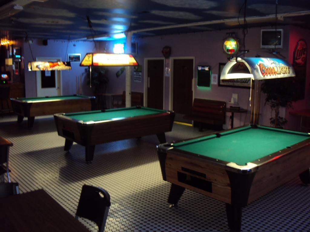 Rodeway Inn Bedford Extérieur photo
